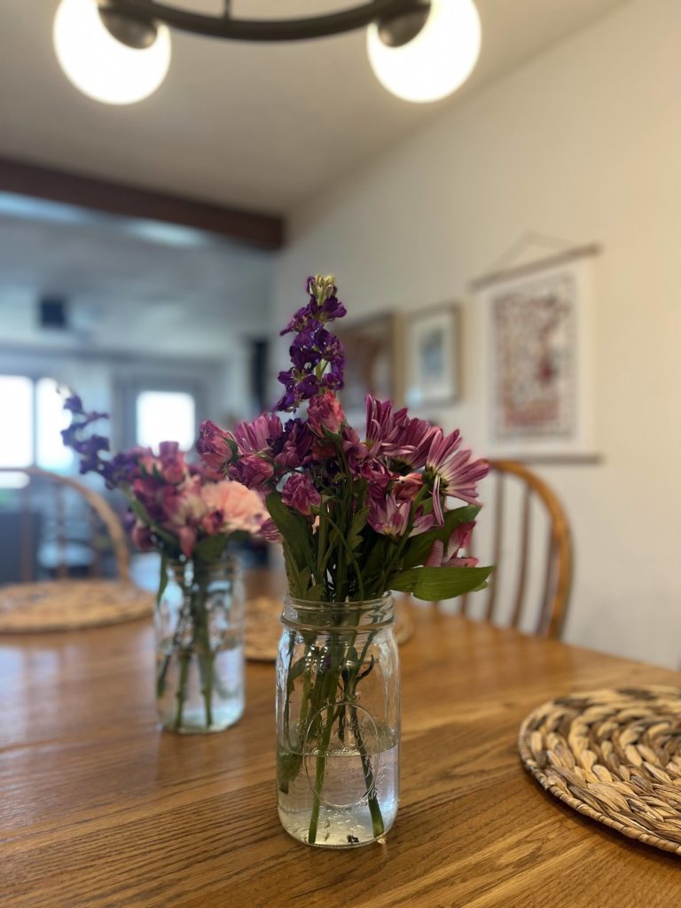 dining table flowers